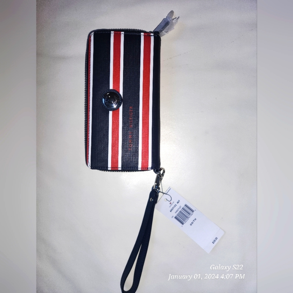Tommy Hilfiger wrislet